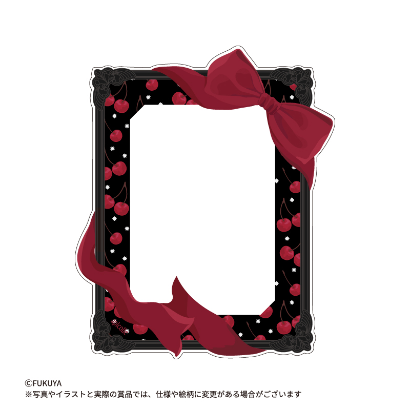 チェリーの柄に大きなリボンのデザインの硬質ケース。内寸はカードサイズです。<br>
(【本体】約W10.4×H12.5cm/【内寸】約W7.8×H9.4cm)