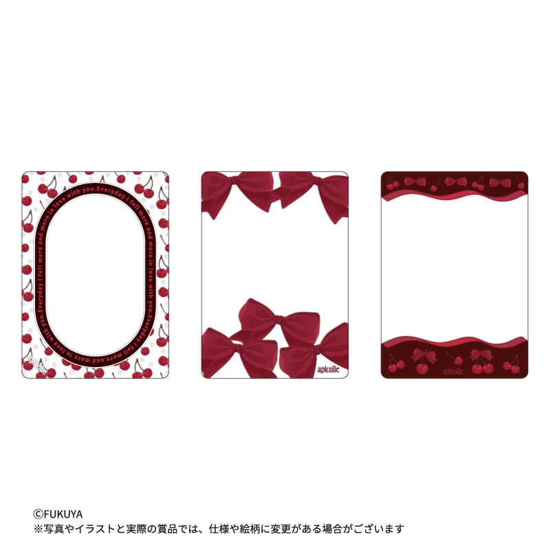 3つのデザインのクリアカード3枚セット。<br>
カードグッズと重ねてアクリルフレームに入れたり、硬質カードケースに入れることで、グッズを更に可愛く飾ることが出来ます。<br>
（本体サイズ：W6.4×H9.0cm）