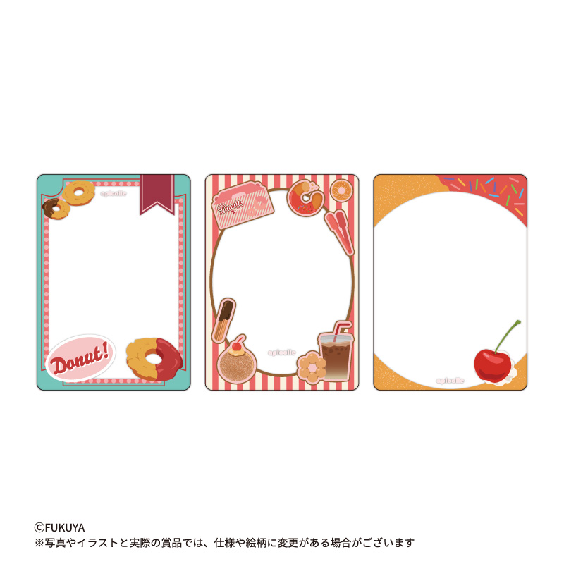 3つのデザインのクリアカード3枚セット。<br>
カードグッズと重ねてアクリルフレームに入れたり、硬質カードケースに入れることで、グッズを更に可愛く飾ることが出来ます。<br>
（本体サイズ：W6.4×H9.0cm）