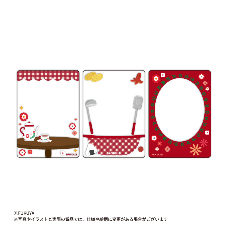 3つのデザインのクリアカード3枚セット。カードグッズと重ねてアクリルフレームに入れたり、硬質カードケースに入れることで、グッズを更に可愛く飾ることが出来ます。<br>（本体サイズ：W6.4×H9.0cm）